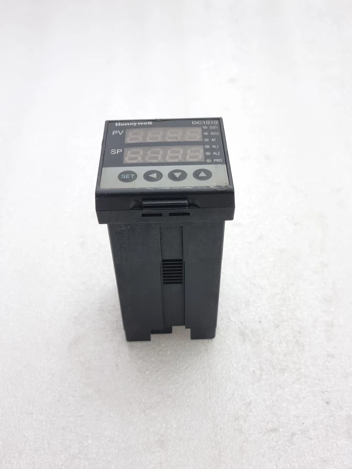 Used Working Honeywell DC1010 Temperature Controller DC1010CT-201000-E PID